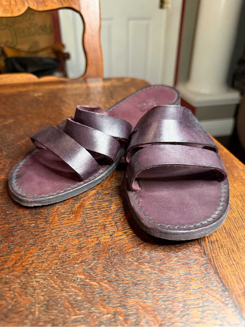 Lanapo Italian Leather Triple Strap Slide Sandals Purple Burgundy Size 9 VGUC